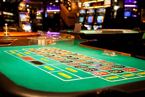 Baccarat and Dragon Tiger tables Baccarat and Dragon Tiger tables